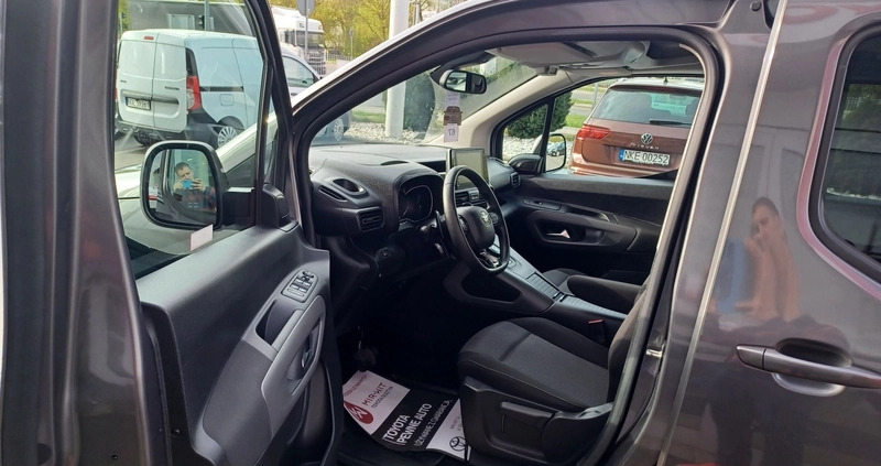 Toyota Proace City Verso cena 99900 przebieg: 93300, rok produkcji 2020 z Wisła małe 596